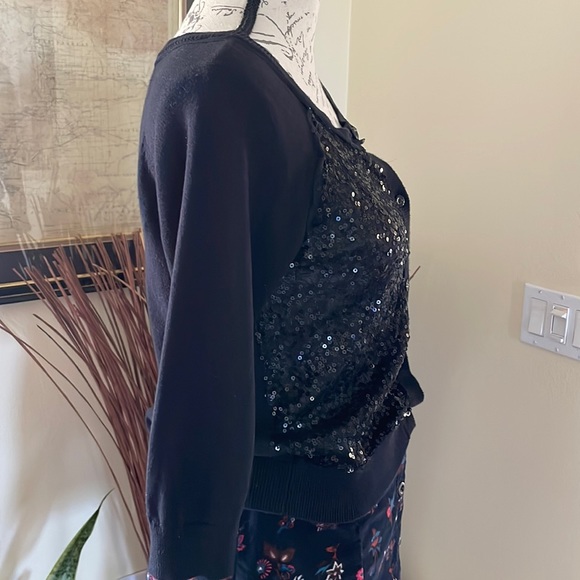 Forever 21 Cardigan - Picture 4 of 10